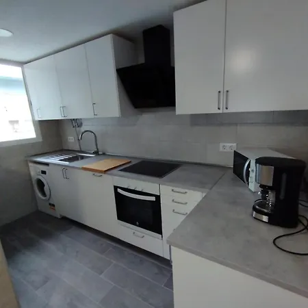 Piso En La Laguna, Cercano A La Playa