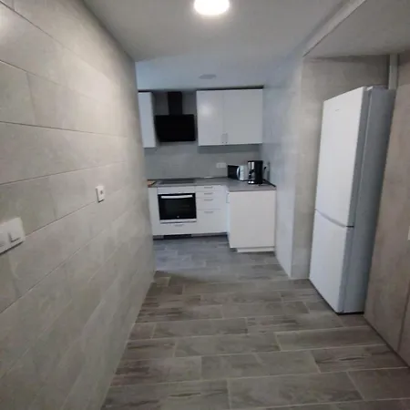 Piso En La Laguna, Cercano A La Playa *