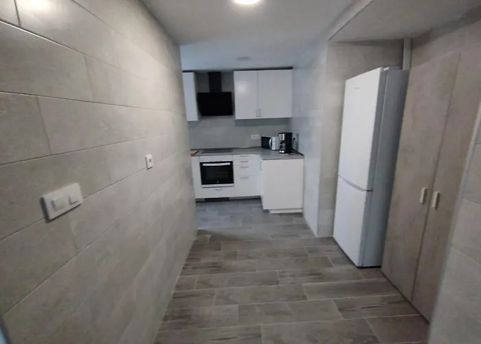 Piso En La Laguna, Cercano A La Playa *